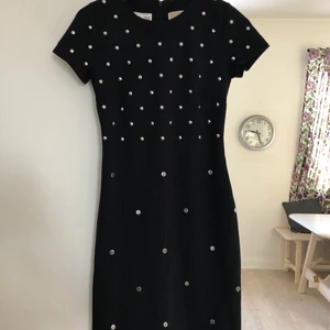 Michael Kors klänning - Michael Kors klänning inköpt på Macys i New York. Endast använd 1 gång. Som ny. 