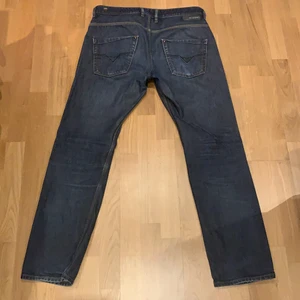 Jeans Diesel Industry - Använda jeans som är riktigt fina. Storlek 34/32