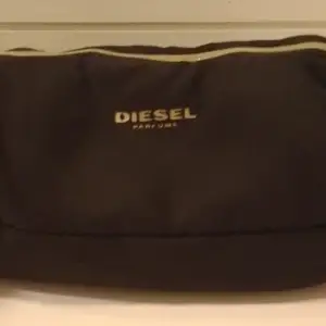 Helt oanvänd necessär från diesel 
