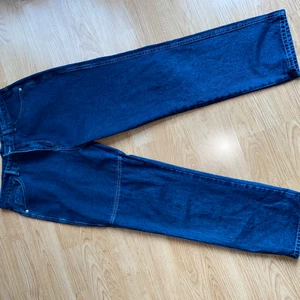 Jeans - Blå jeans aldrig använda. Storlek XXL 