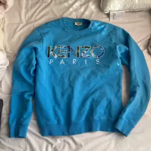 Kenzo Paris tröja från NK, säljer den för använder den inte längre, bra skick utan anmärkning 