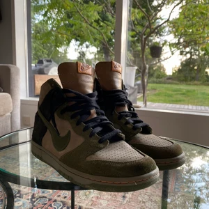 Nike dunk high NL - Storlek: 41 / Us 8 (Ingen box tillkommer)                             PM för intresse!