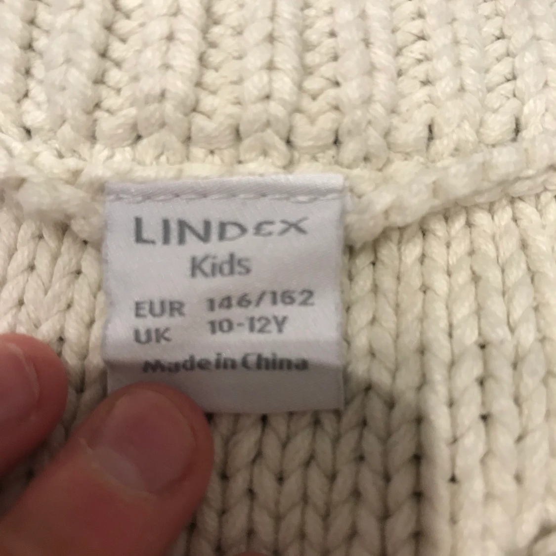 Stickad väst från Lindex  - 91