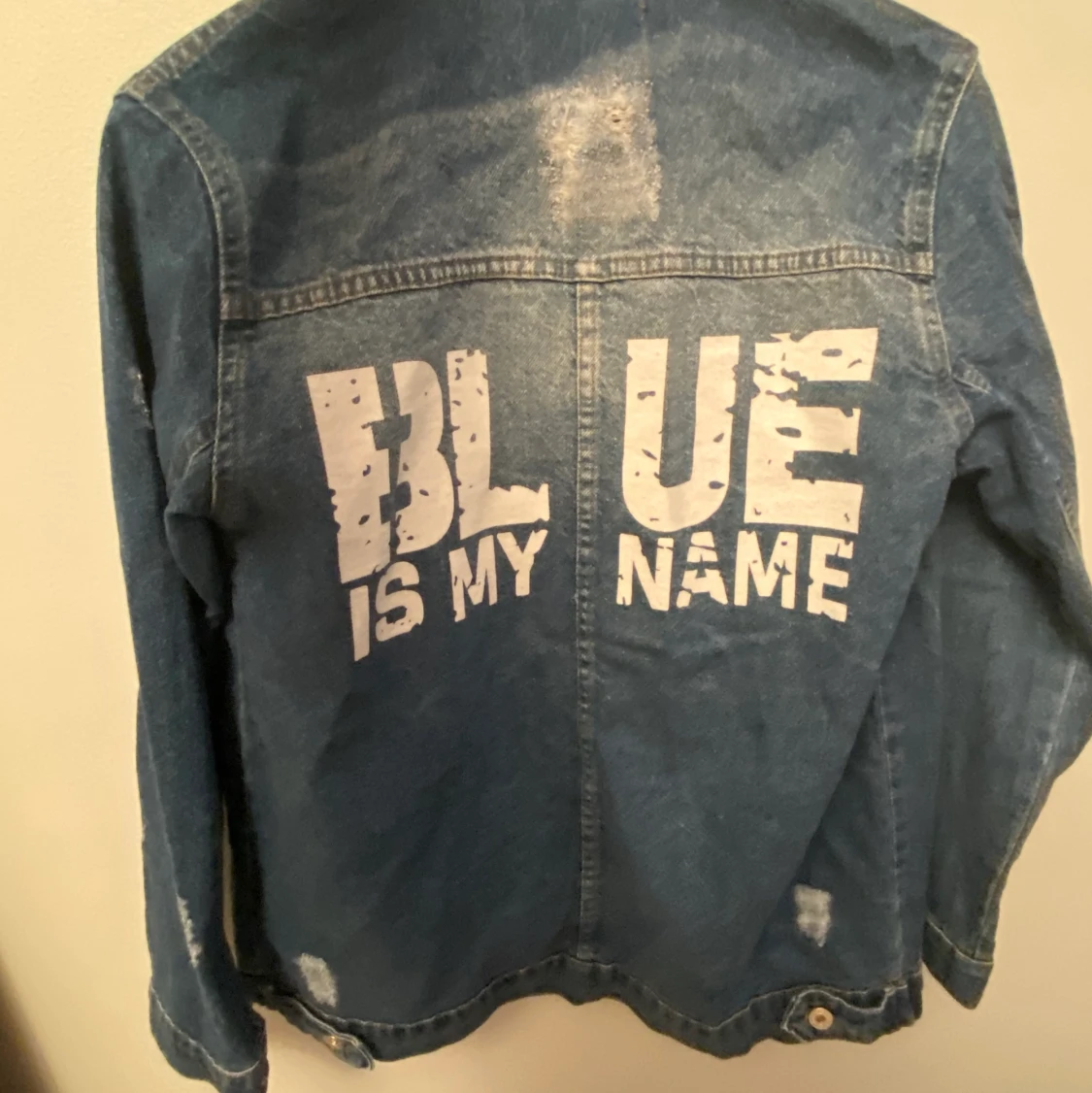 Jeans Jacka med text S/36 - 90