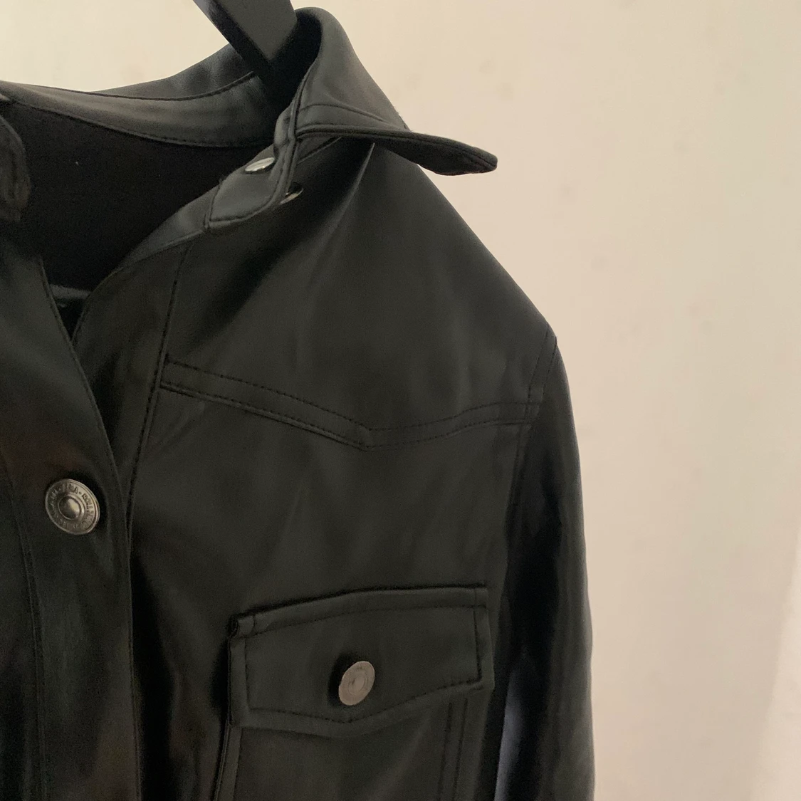 Zara fake-skinn jacka - 91