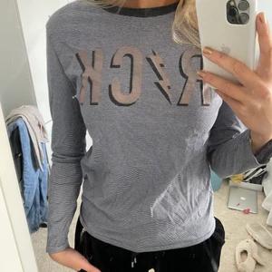 Zadig Voltaire tröja - Säljer min jätte snygga långärmade zadig Voltaire tröja❤️