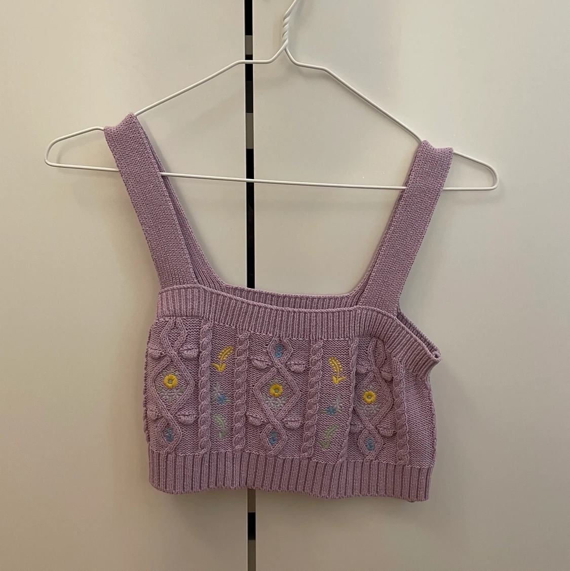 Lila blommig topp från zara