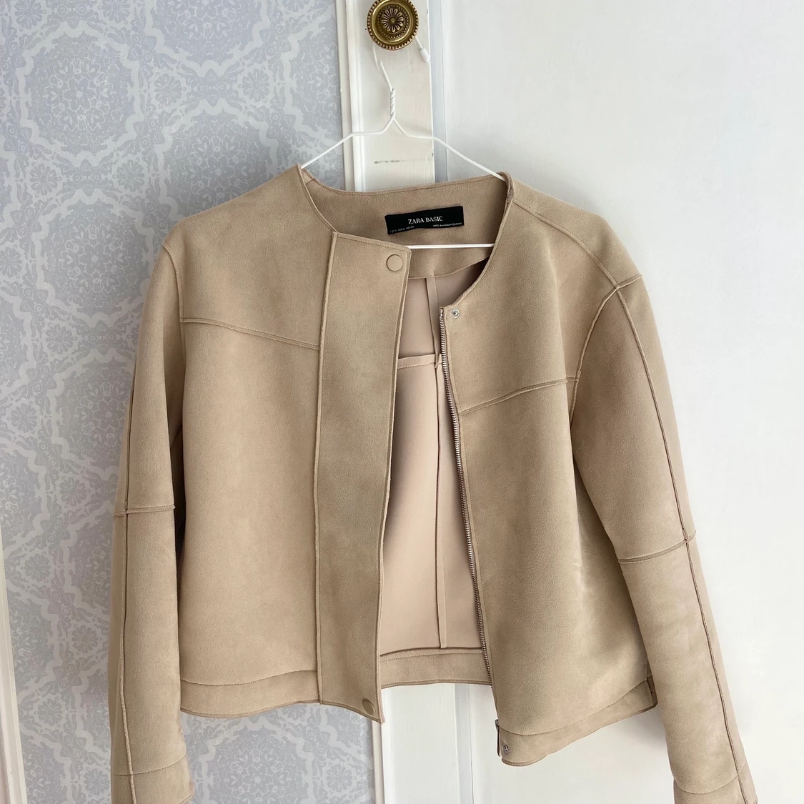 Höst/vår jacka från Zara  - 90