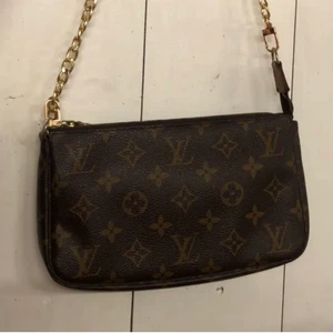 Louis Vuitton  - Äkta väska!!! 