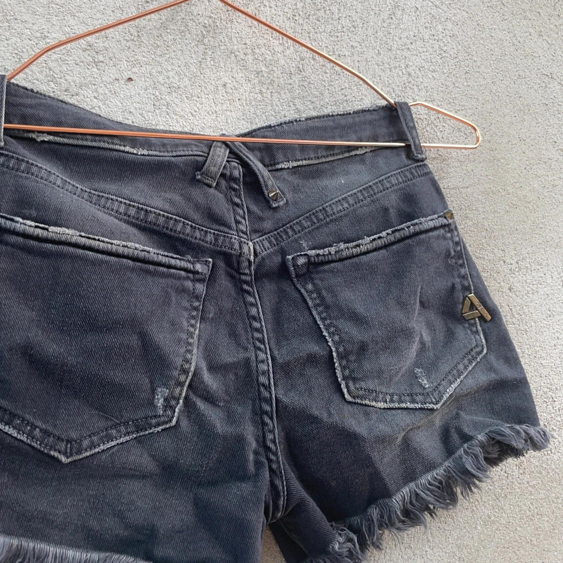 Svarta jeans shorts  - 90