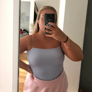 Body - Body från Bikbok, strl S men passar XS-M