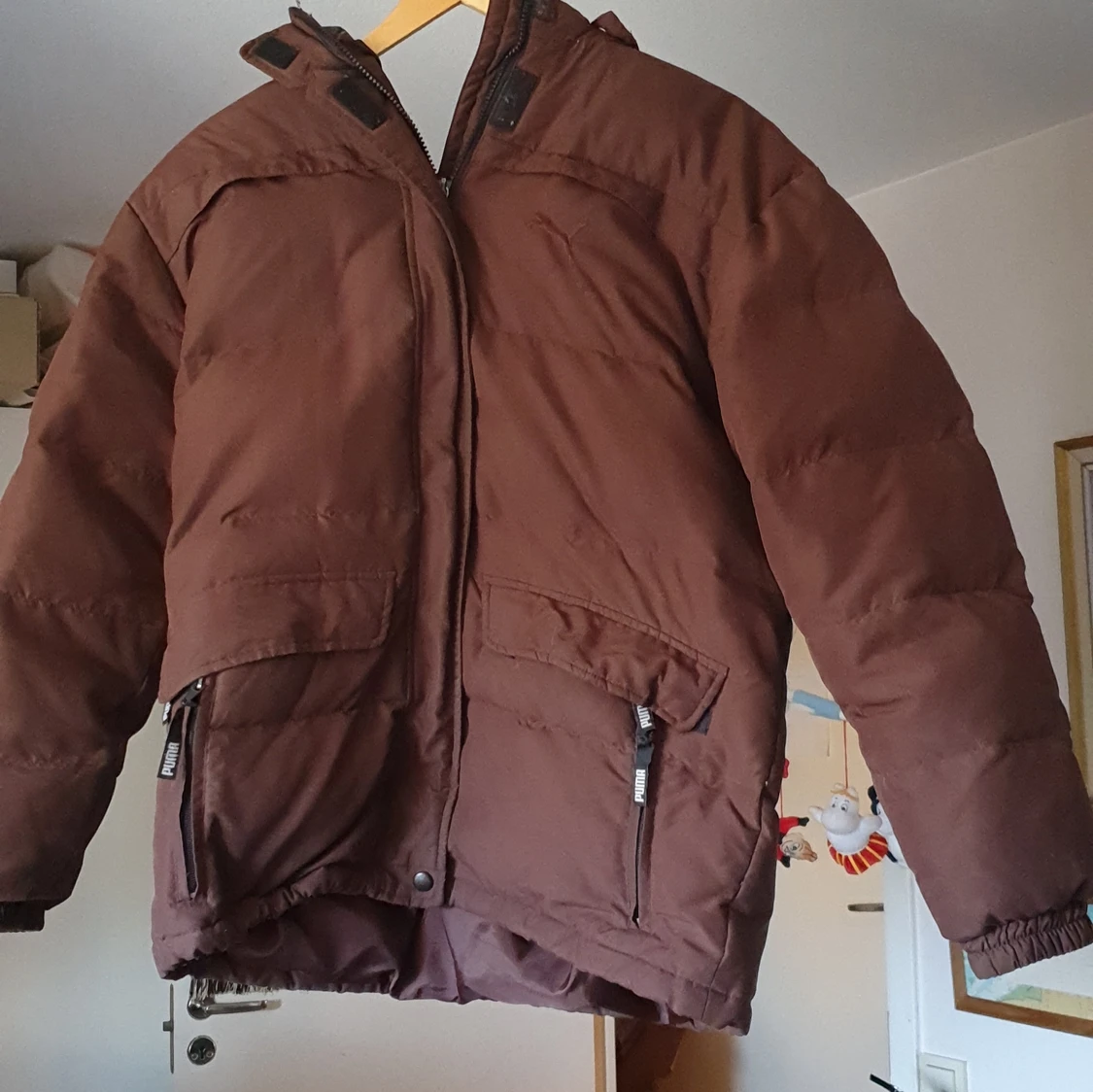 Åkta brön puma vinter  jacka