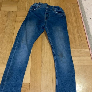 Byxor / jeans - Mörk blå 