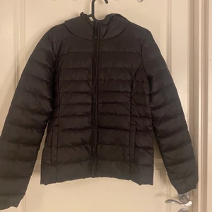 Jacka  - Från Nelly, aldrig använd - nyskick