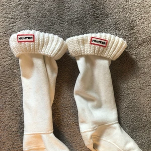 Vita Hunter stumpor - Gosiga vita hunter strumpor att ha i stövlarna nu till en regnig höst. 