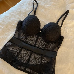 BH - Världens finaste ”bh”. Strl S, passar B kupa. Endast testad.