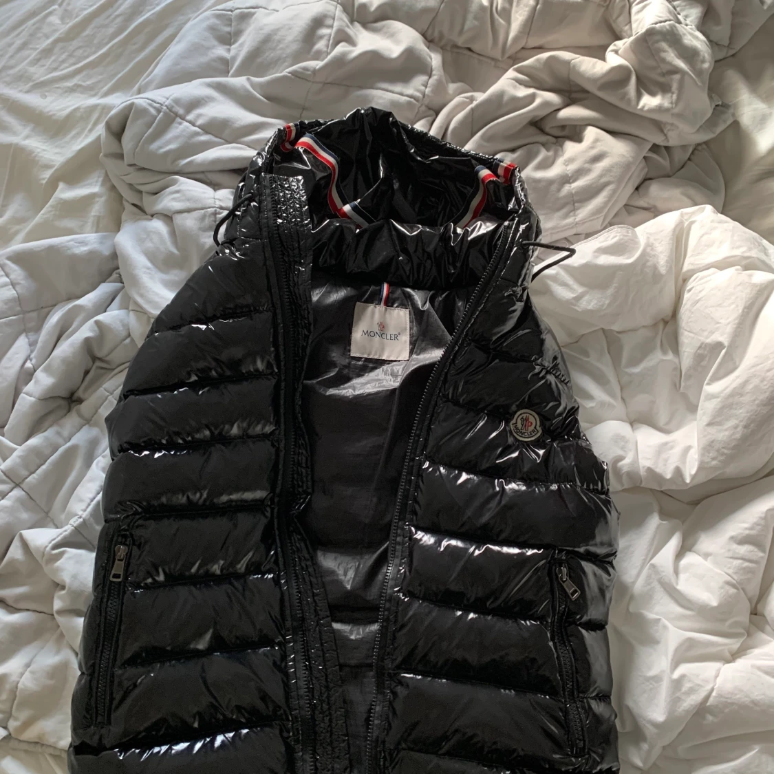 Moncler väst  - 90