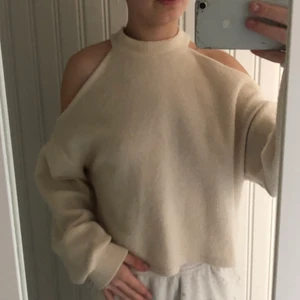 Gina tröja  - Jätte mysig finstickad tröja ifrån Gina. Mjuk och aldrig använd därmed inga fläckar. Nypris 299