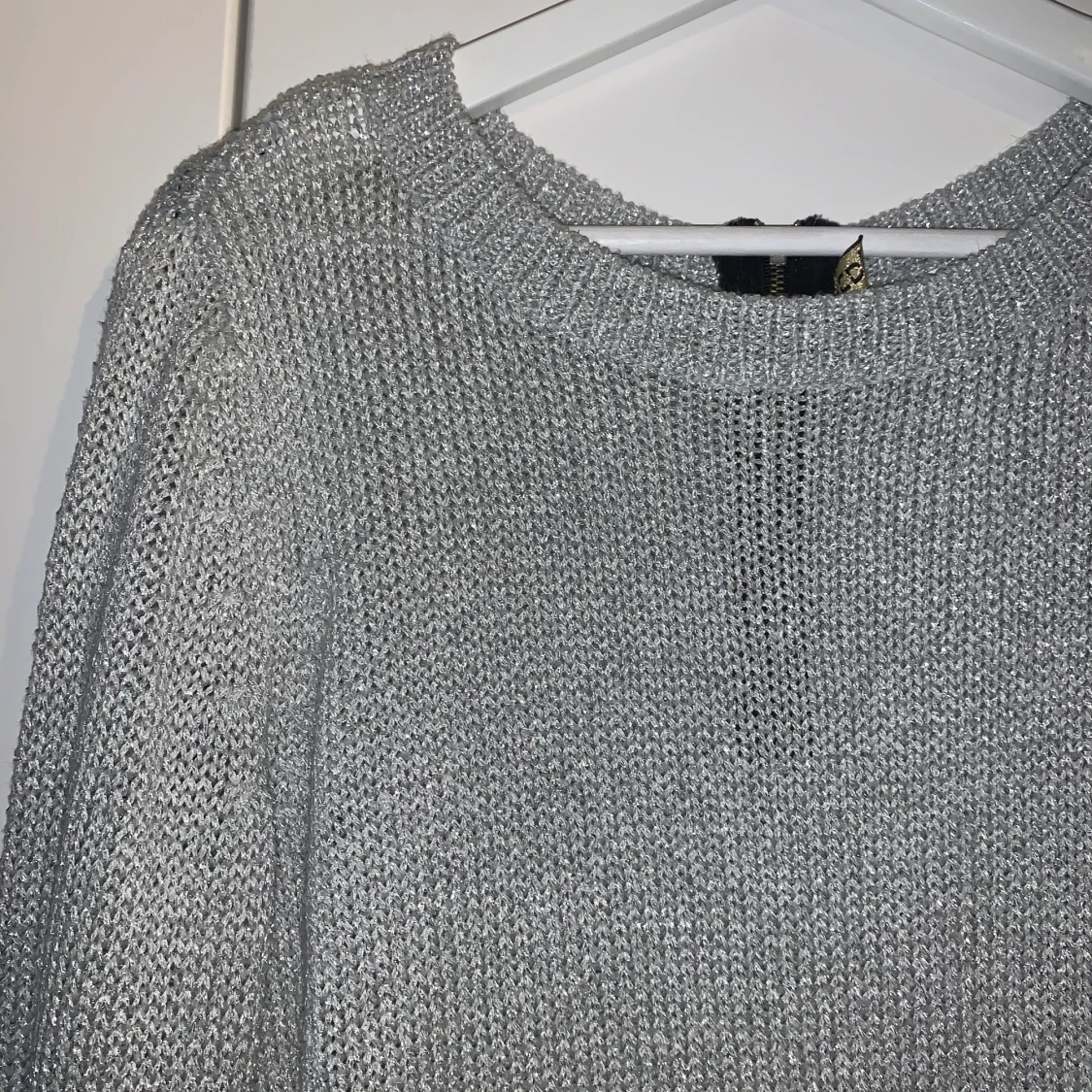 Glittrig tröja  - 90