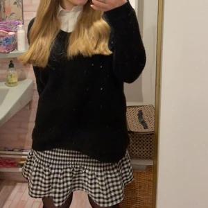 Rutig kjol - Säljer min rutiga kjol från hm, endast använd en gång😍😫💘