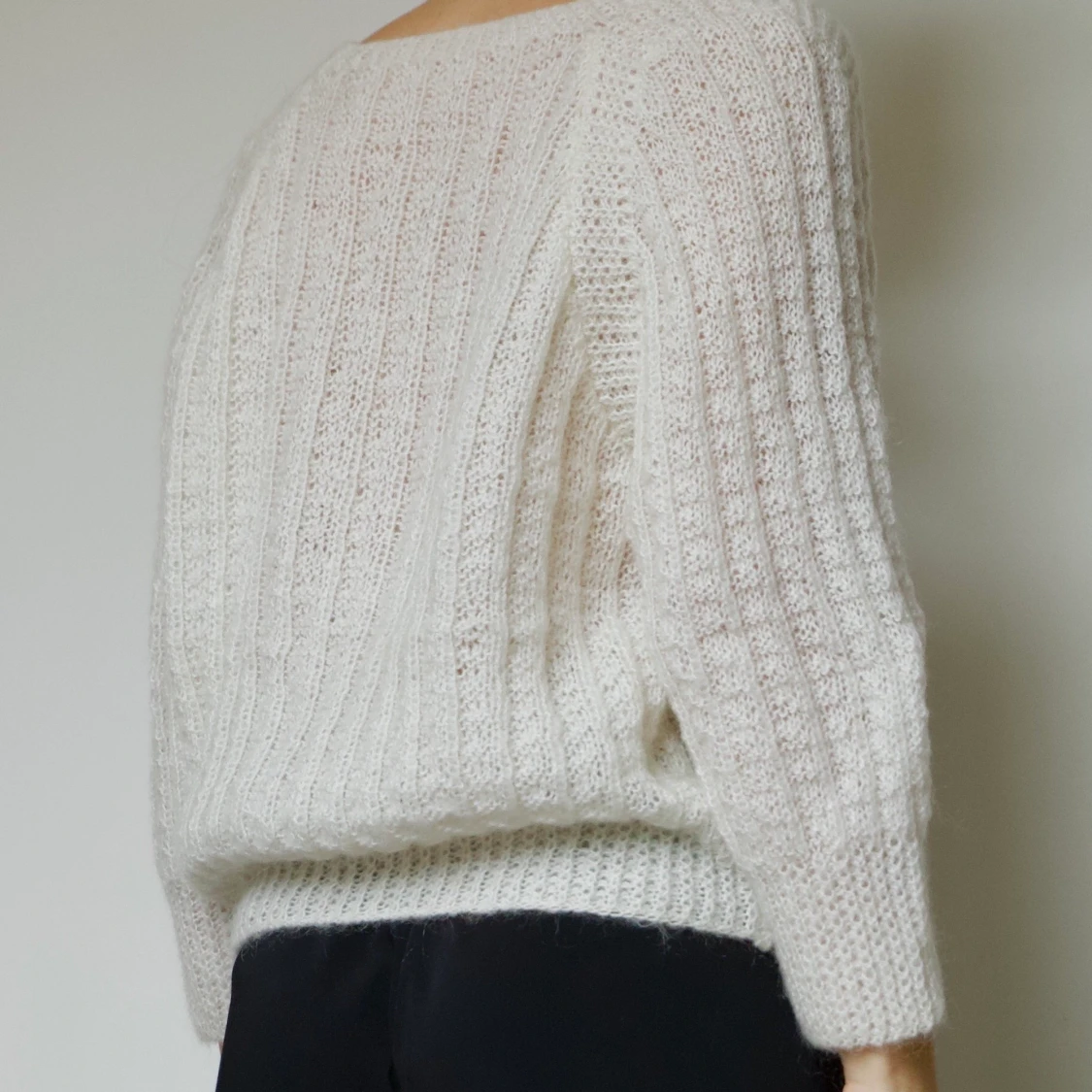 STICKAD VIT TRÖJA - 90