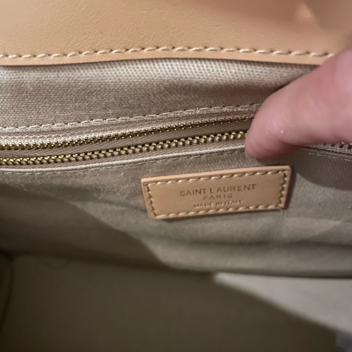 Ny YSL väska äkta skinn  - 91