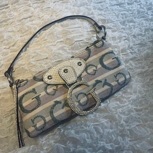 Guess  - Väska från guess