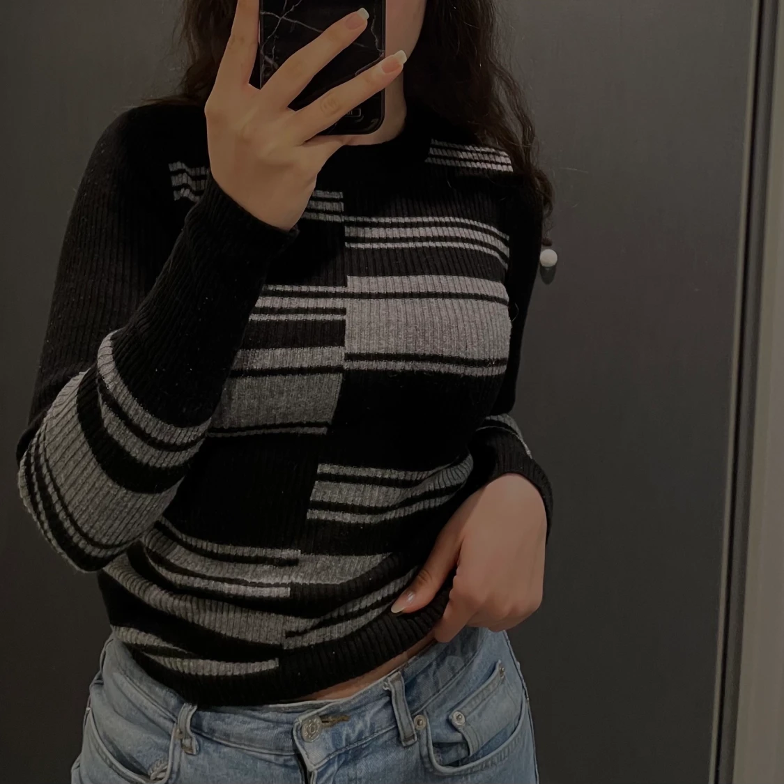 Mönstrig ribbstickad tröja - 90