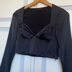 Korset topp - Använd enstaka gånger, från gina