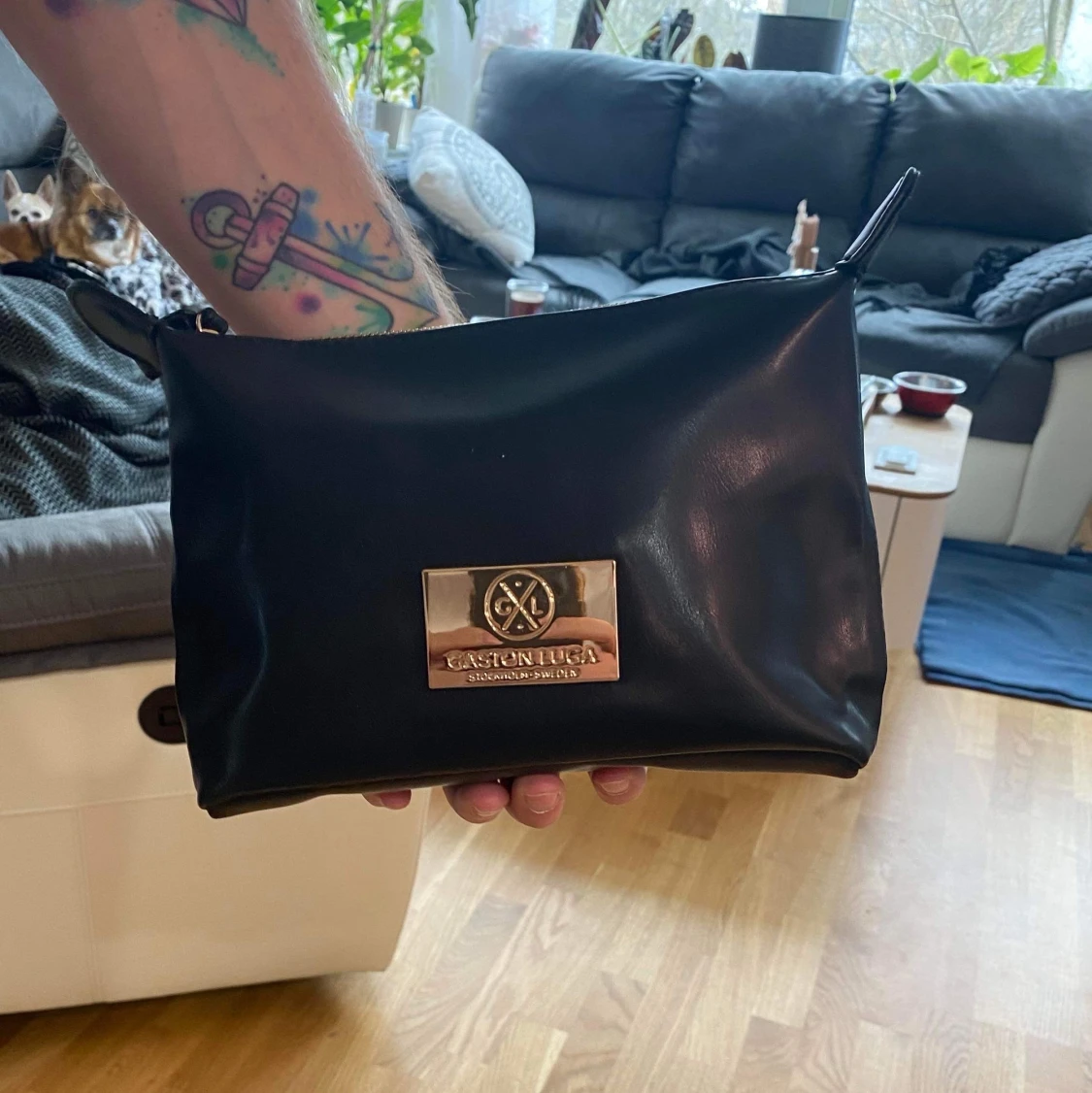 Necessär Gaston Luga  - 90