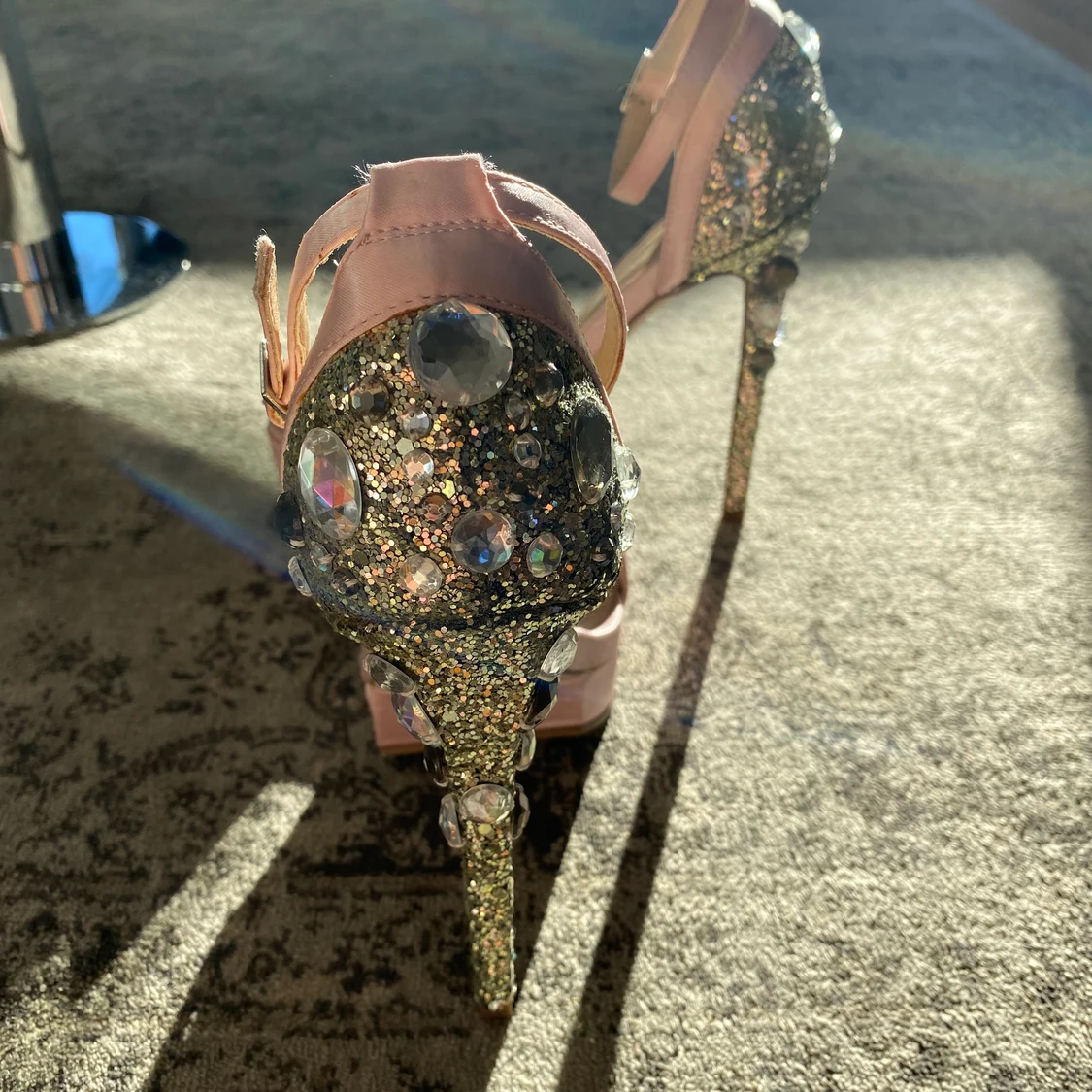 Högklackade fest eller bal sandaler - 91