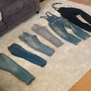 Gstar raw jeans - Strl ca S, mer exakta detaljer i DM. Knappt använda jeans. Nypris mellan 1300-2500 kr 