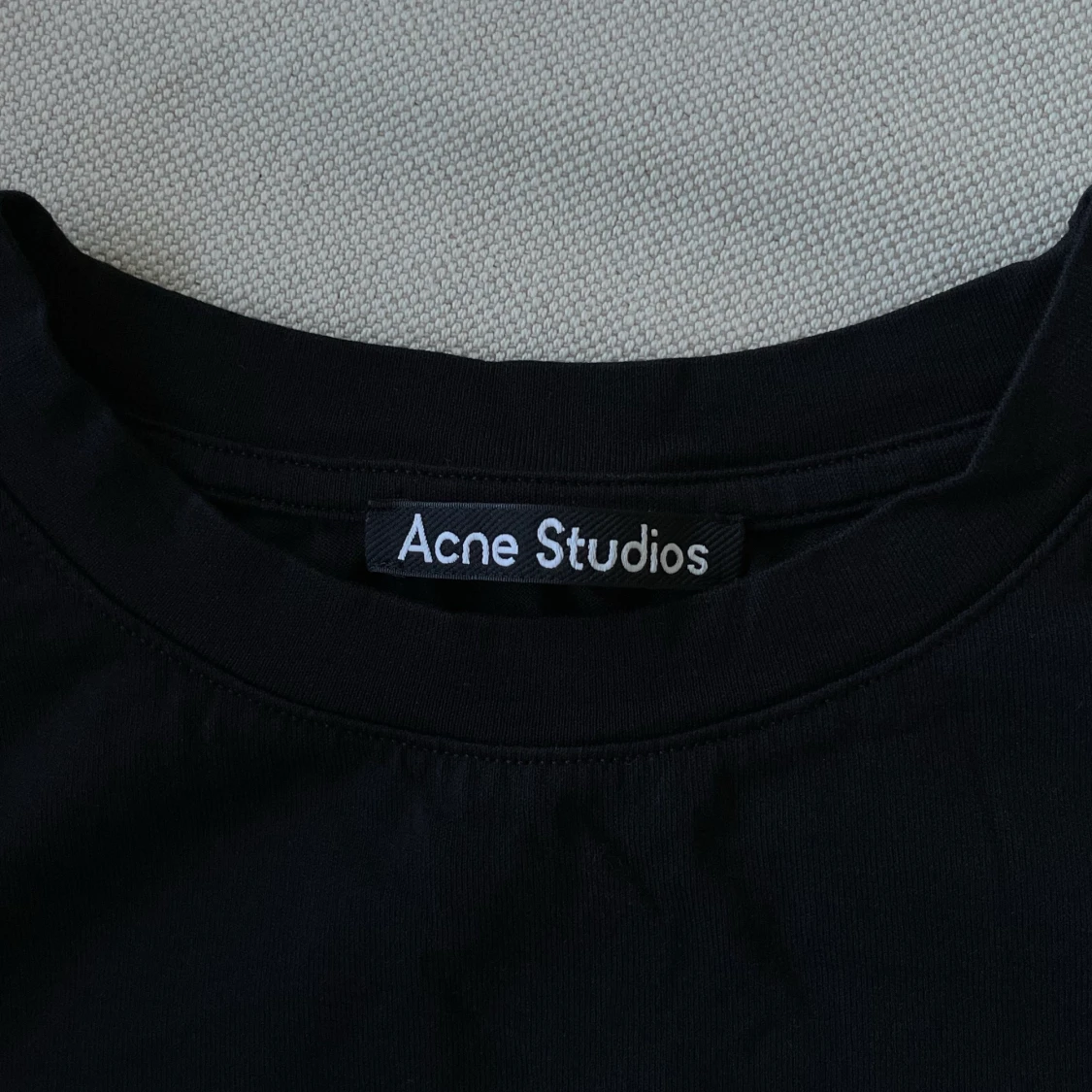 ACNE stl XS - 90