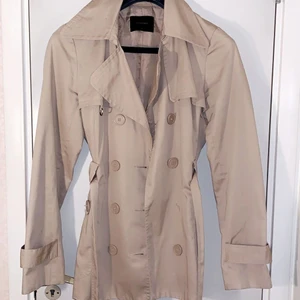 Kappa - Jätte snygg kappa från Vera mode (en knapp har låsnat men har den så lätt att sy på igen)