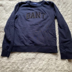 Gant sweatshirt blå - Storlek 158/164 mörkblå rak modell nyskick 