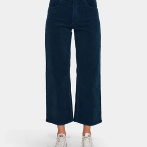 A Brand manchesterbyxor  - Snygga manchesterbyxor från A Brand! Bra skick, strl 38/40. Lånade bilder! Betalning via swish