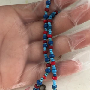 Armband - Ett fint armband att ha på sommaren eller kanske ge bort som present! 