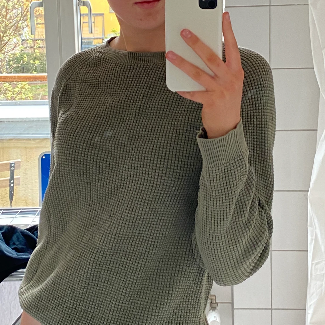 Tjocktröja i millitärgrön - 90