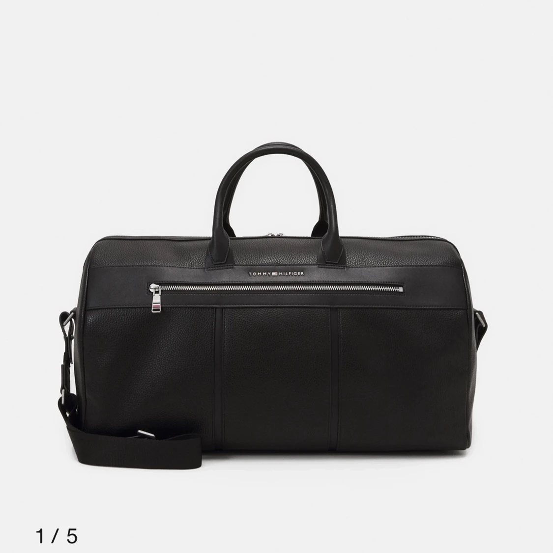 En tommy hildiger väska