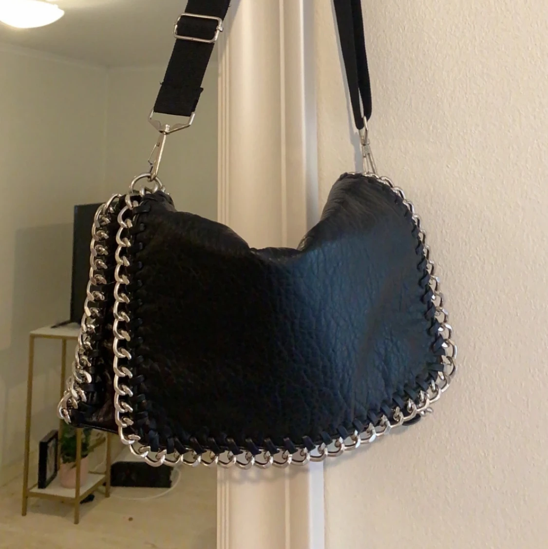 Scorett väska med tjockt band