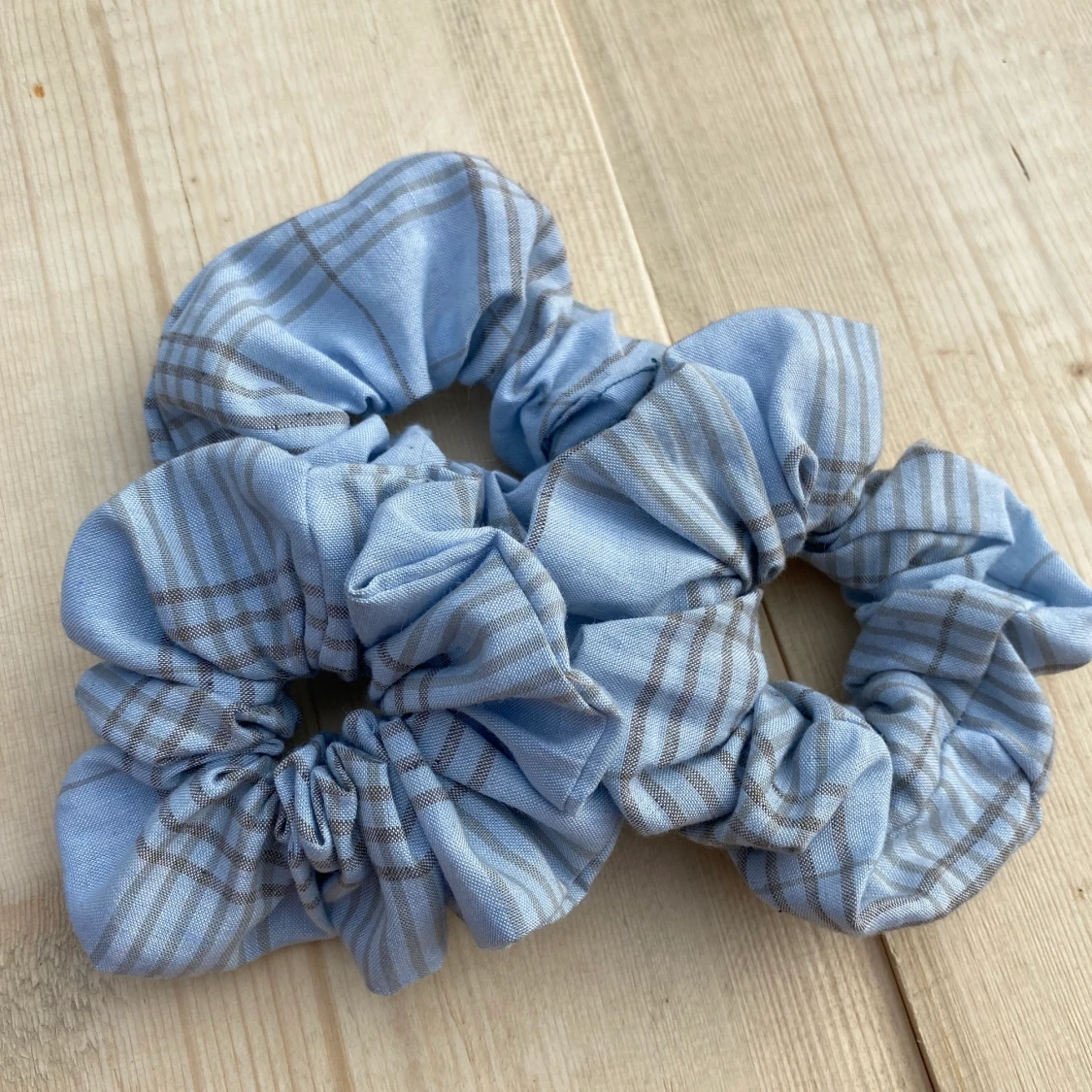 Rutiga scrunchies