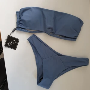 Bikini - OBS! Trosorna är sålda så det är endast överdelen som finns kvar och den kostar 45kr❤ Snygg bikini från Zaful. Helt oanvänd med lappar och hygienlapp kvar. Small i båda delar🌸 