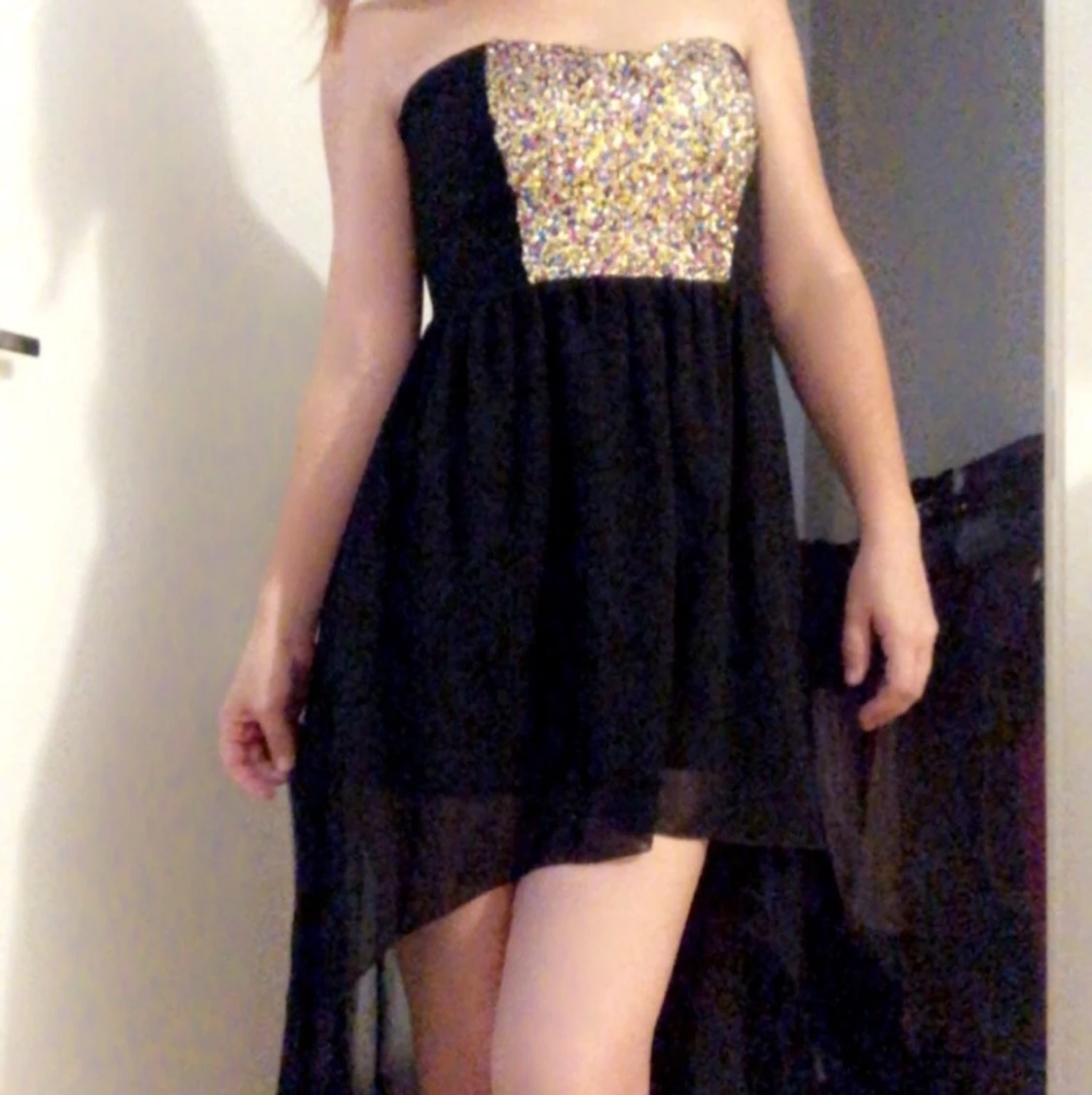 Medium svart klänning 