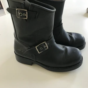 Johnny Bulls Mids stl 36 - Fint skick