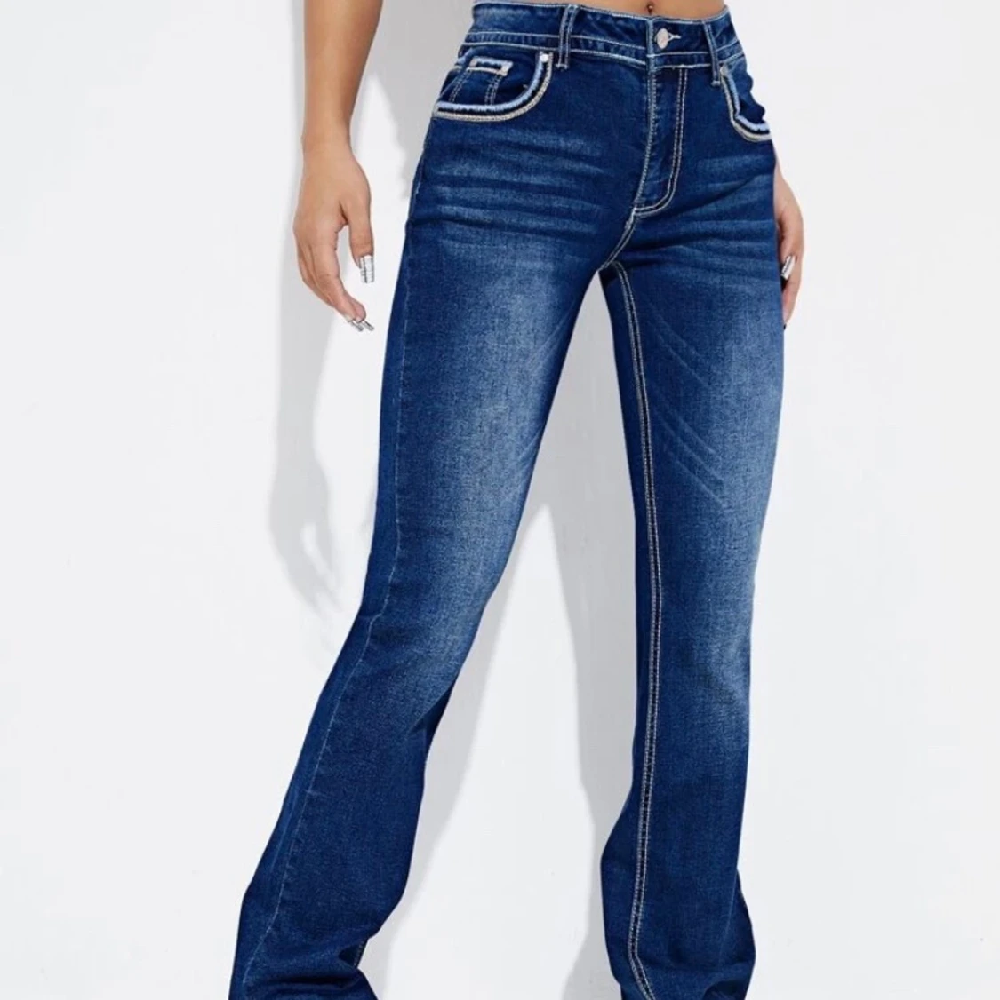 Low rise jeans