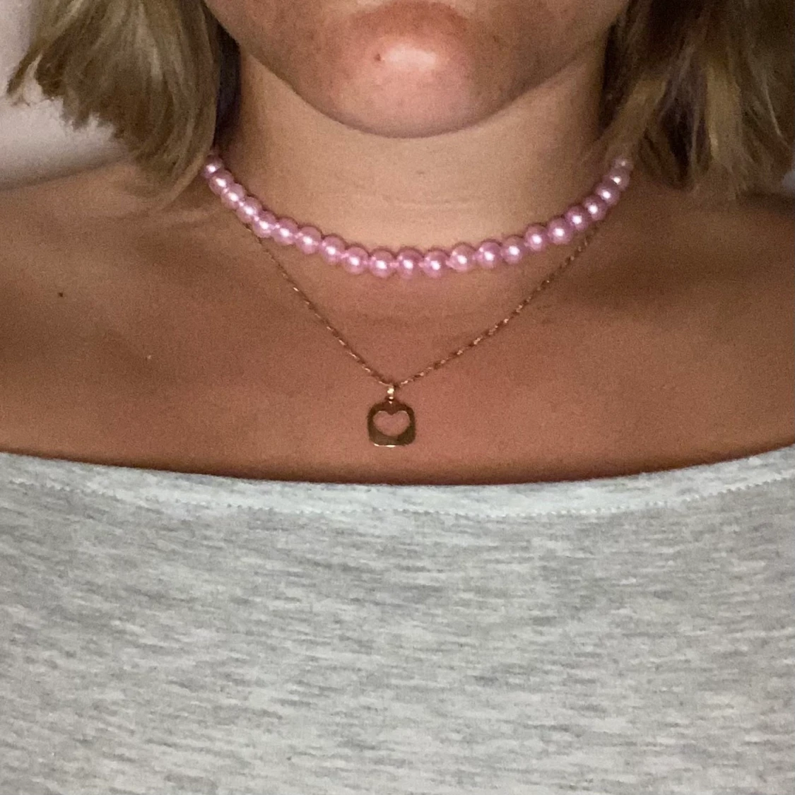 Rosa pärlhalsband  - 91