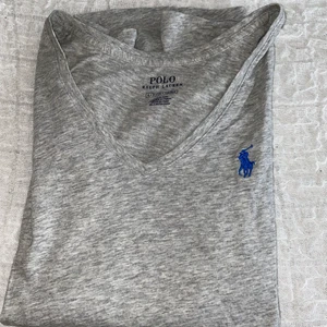 T-shirt  - T-shirt från Ralph Lauren i storlek s💗