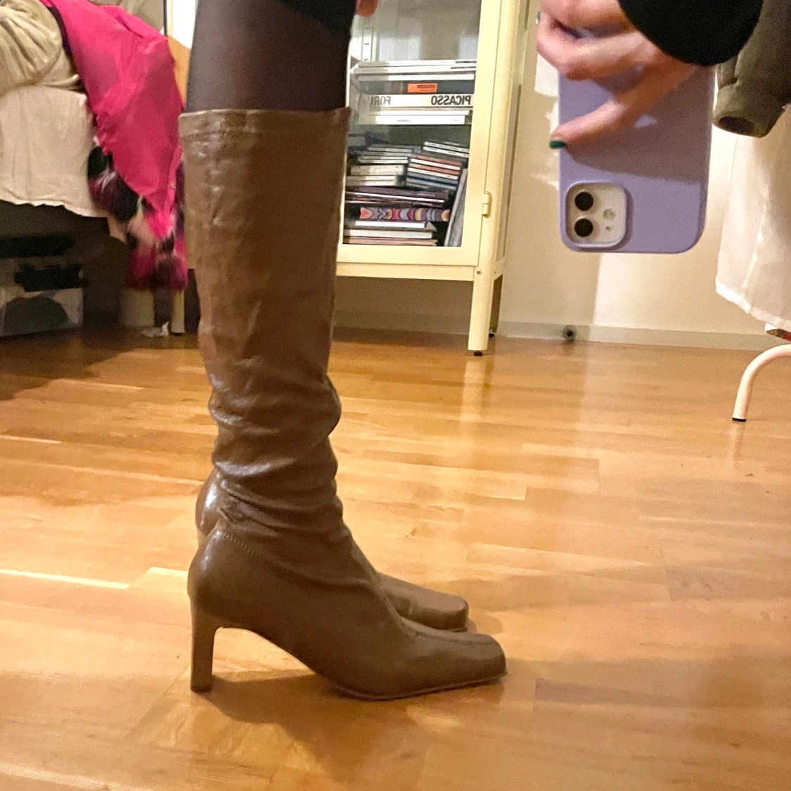 Högklackade skor - 90