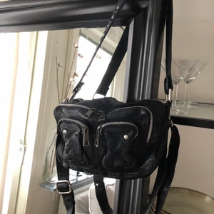 Väska ifrån NuNoo - Väska ifrån NuNoo, sparsamt använd. Alimakka Washed är modellen. Nypris: 1599kr