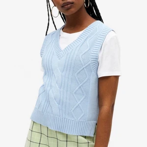 Väst monki  - Säljer denna i storlek S